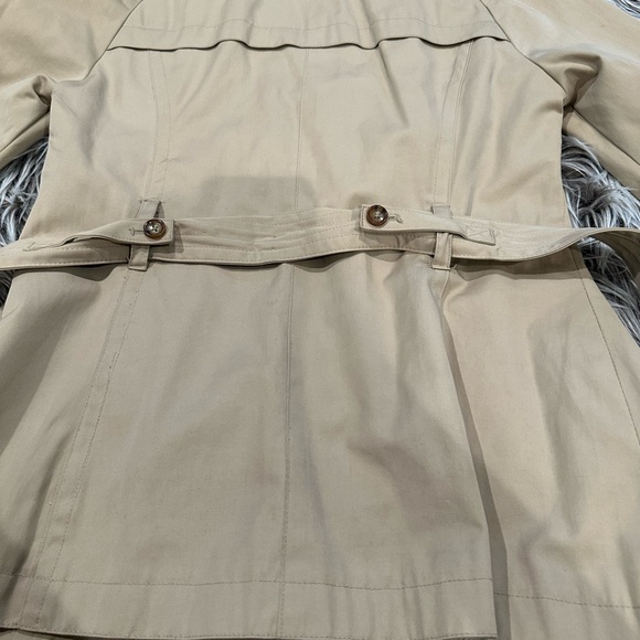 Michael Kors Beige Double-Breasted Trench Coat - Picture 9 of 10